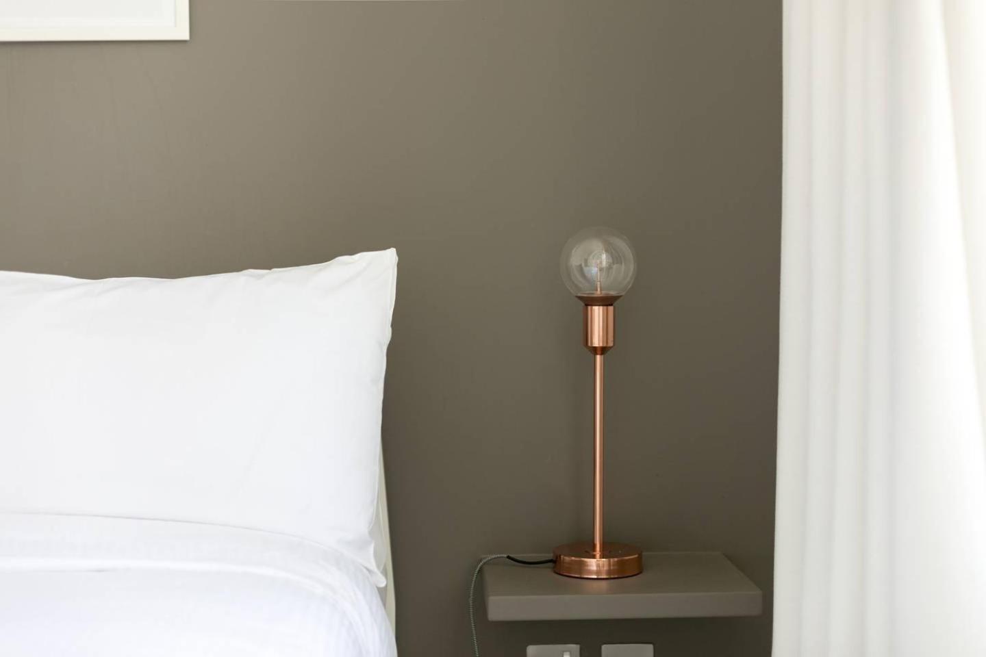 Guestready - West Kensington Home W/Balcony ลอนดอน ภายนอก รูปภาพ
