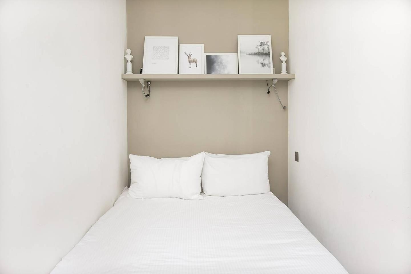 Guestready - West Kensington Home W/Balcony ลอนดอน ภายนอก รูปภาพ